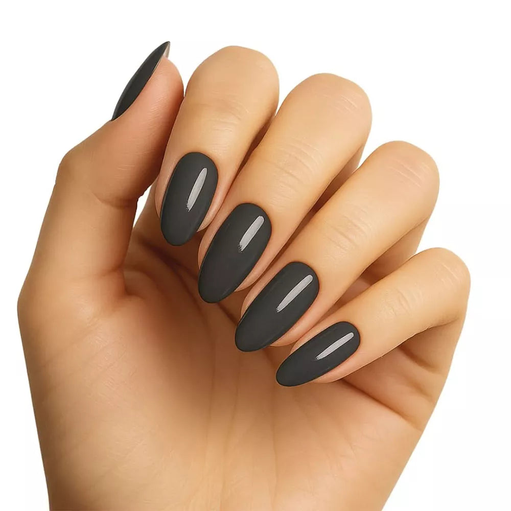 Pierre Cardin Paris Studio Nails