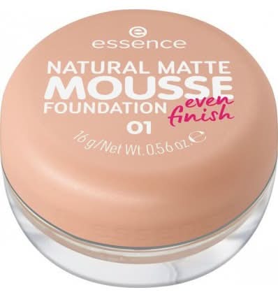 Essence Mousse makeup base Natural Matte Mousse