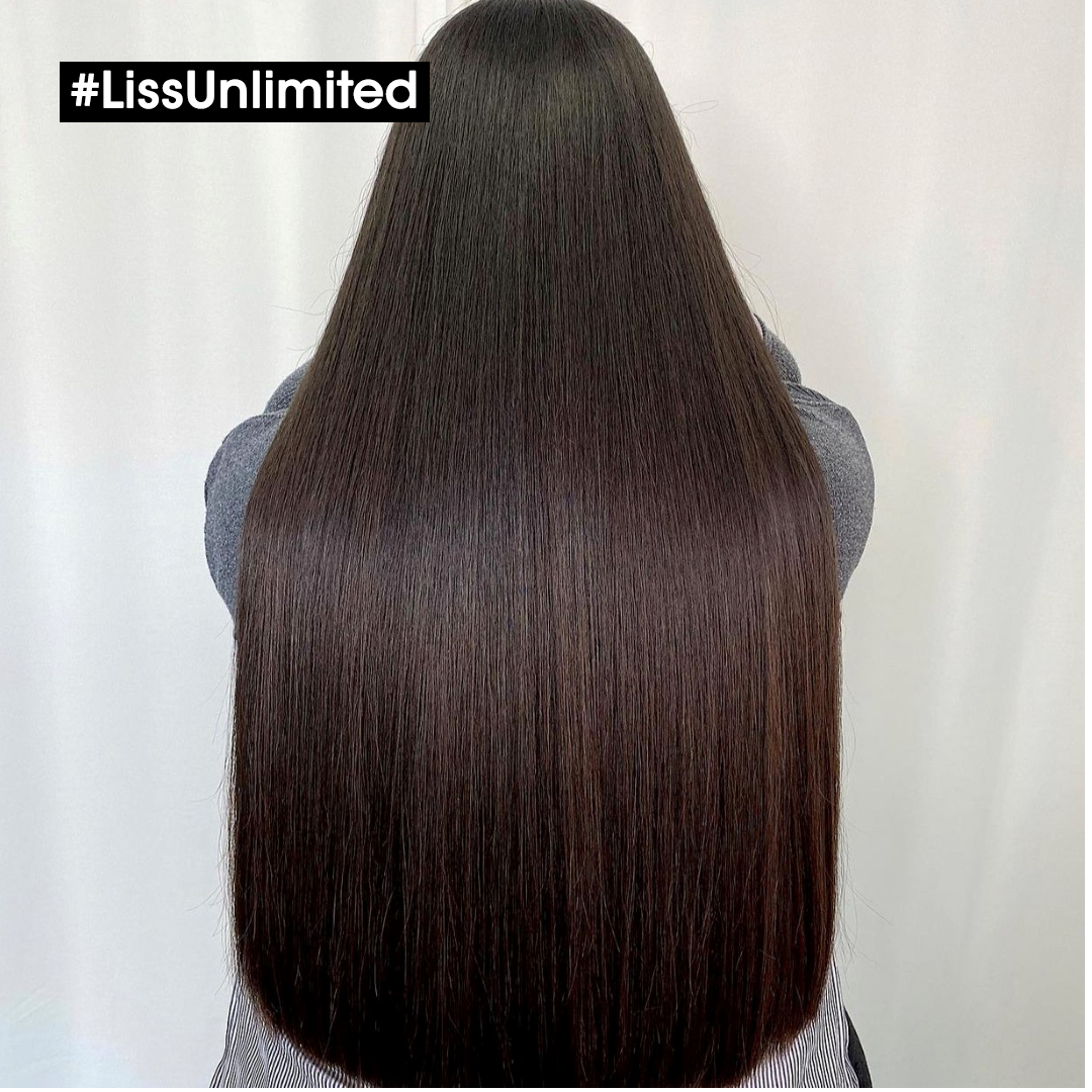 L'Oreal Professionnel Serie Expert Liss Unlimited Shampoo 300 ML - For Frizzy & Unruly Hair