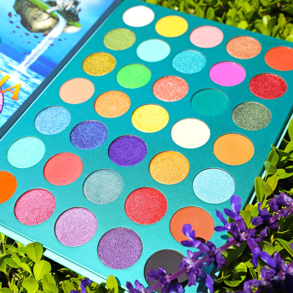 Merfantasia 35 Eyeshadow Palette Book 8